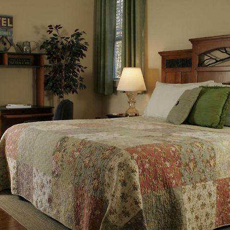Seven Oaks Bed & Breakfast Highpoint エクステリア 写真