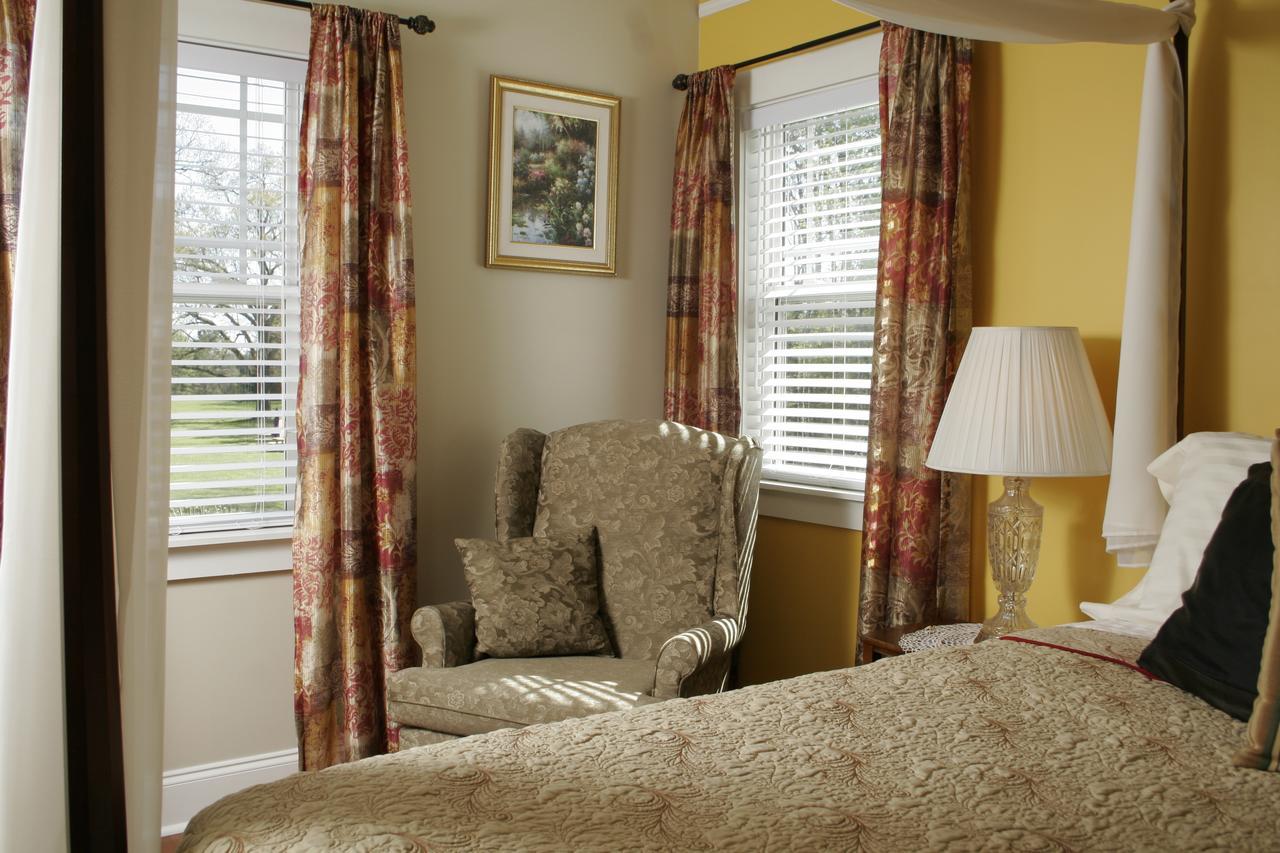 Seven Oaks Bed & Breakfast Highpoint エクステリア 写真
