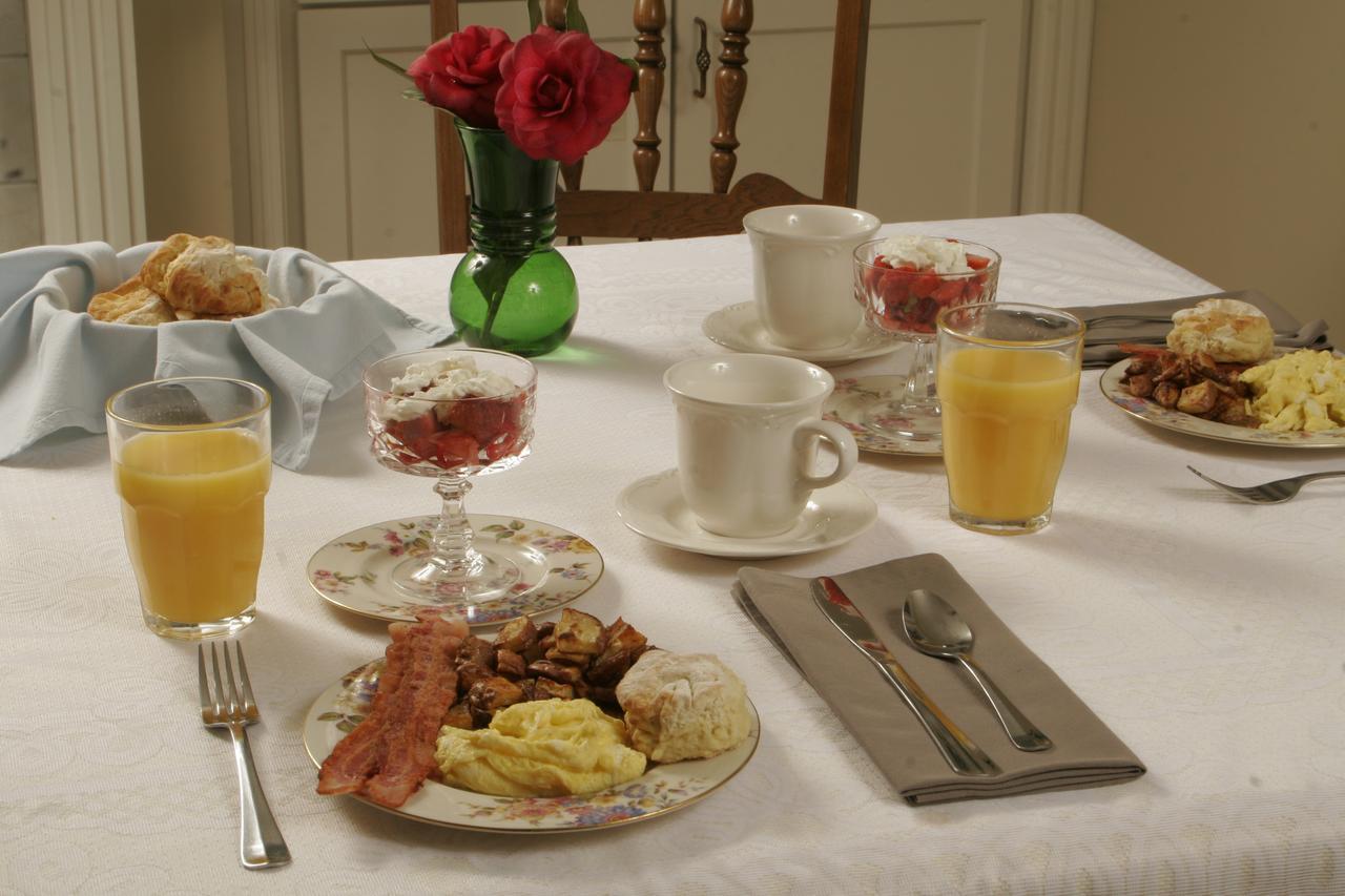 Seven Oaks Bed & Breakfast Highpoint エクステリア 写真