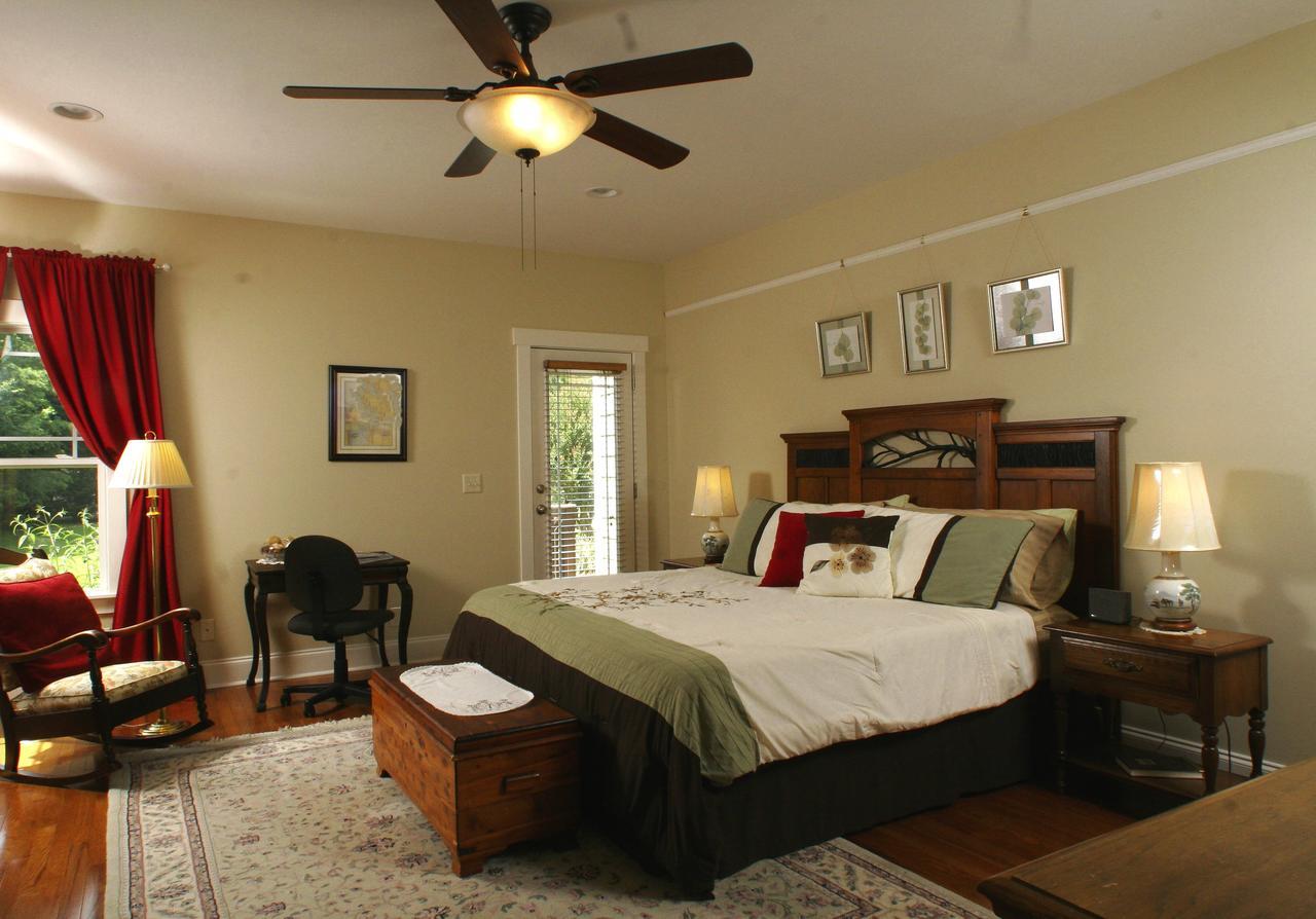 Seven Oaks Bed & Breakfast Highpoint エクステリア 写真