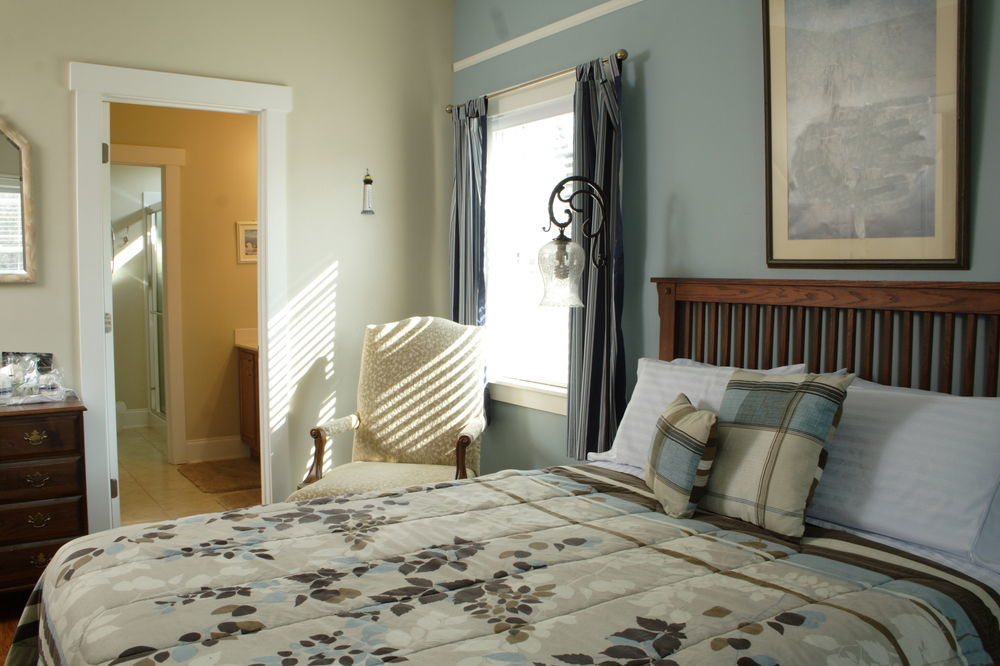 Seven Oaks Bed & Breakfast Highpoint エクステリア 写真